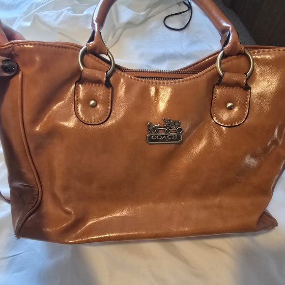 Coach Bag - Picture 1 of 15